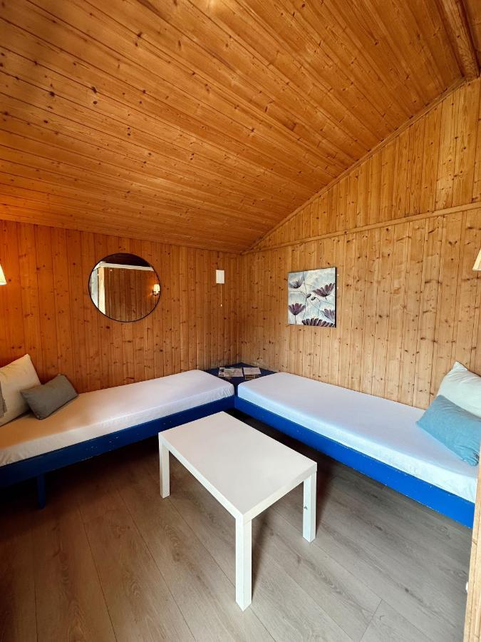 Loken Camping - Trivelig Og Idyllisk Ved Vannet Hotel Olden Buitenkant foto