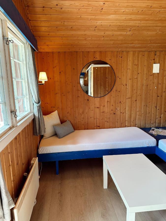 Loken Camping - Trivelig Og Idyllisk Ved Vannet Hotel Olden Buitenkant foto